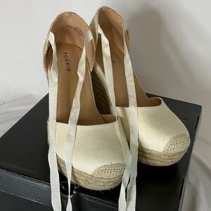 Torrid Cream Canvas Espadrille Wedges with Ankle Wrap. Like new with box.